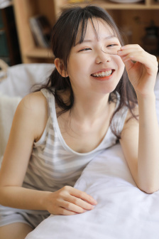 女性私密粉嫩部位SPA